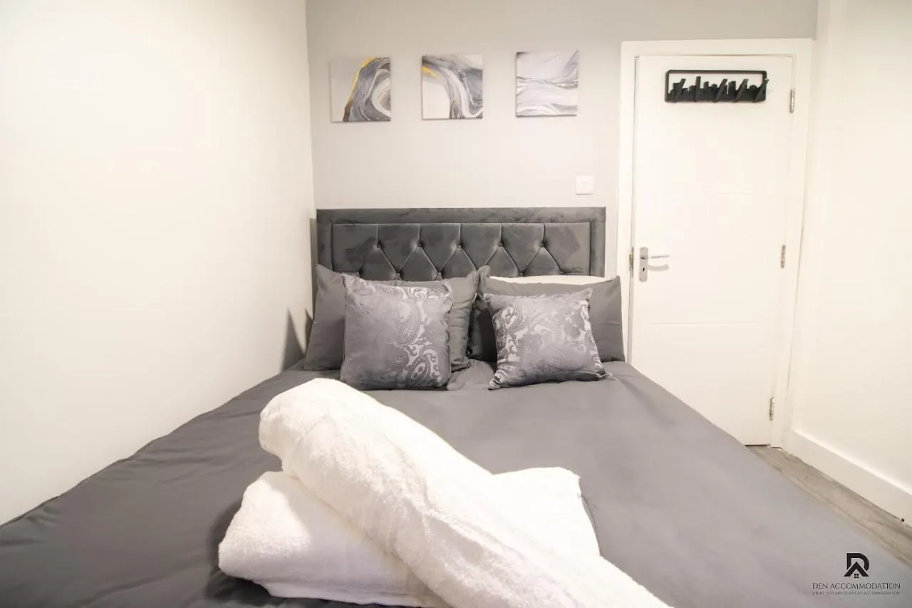 Newly Launched Two Bedroom Apartment By Den Accommodation Short Lets & Serviced Accommodation With Garden London United Kingdom