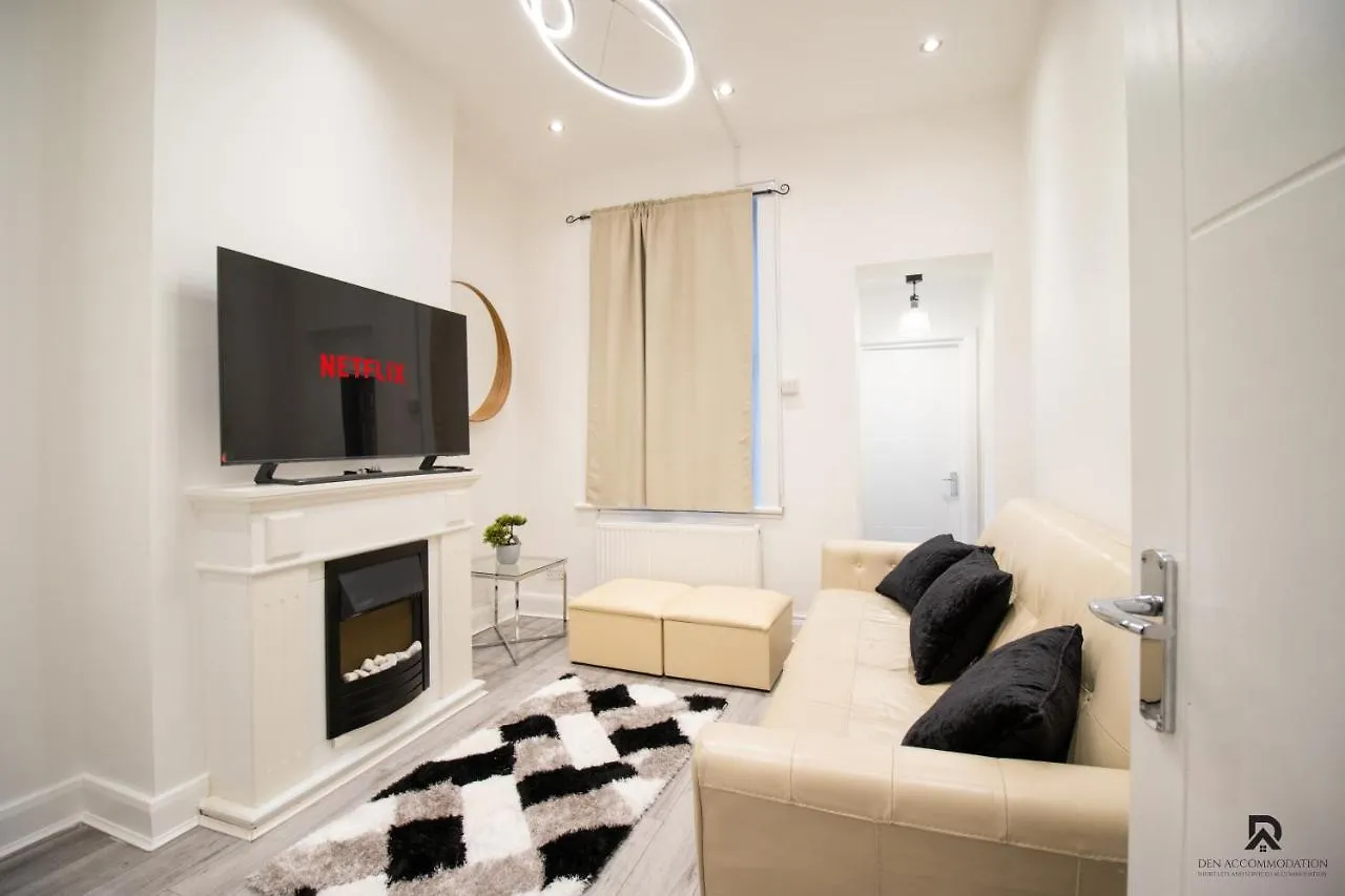 Newly Launched Two Bedroom Apartment By Den Accommodation Short Lets & Serviced Accommodation With Garden London