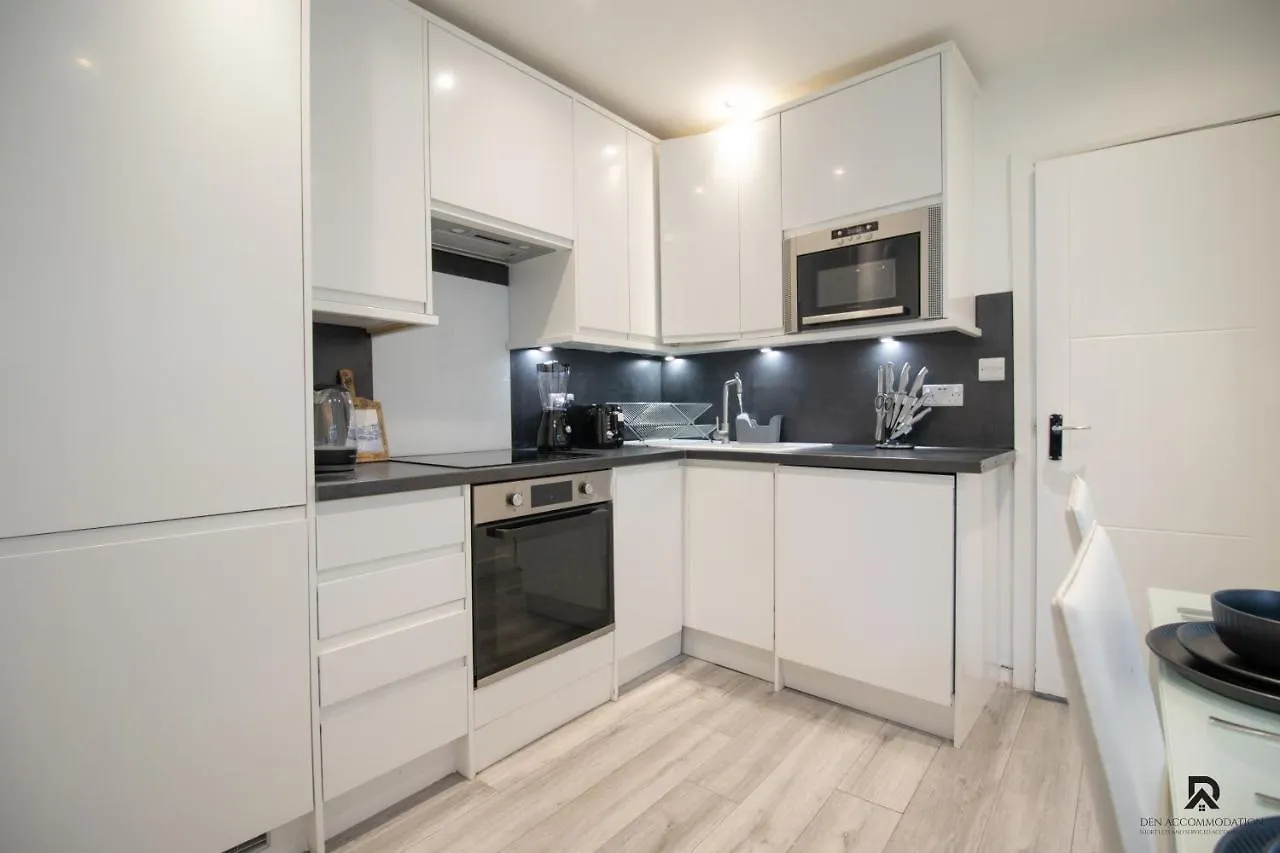 Newly Launched Two Bedroom Apartment By Den Accommodation Short Lets & Serviced Accommodation With Garden London United Kingdom